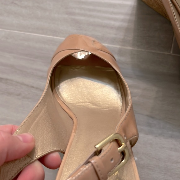 Stuart Weitzman wedge sandals Size 8 - Picture 11 of 13